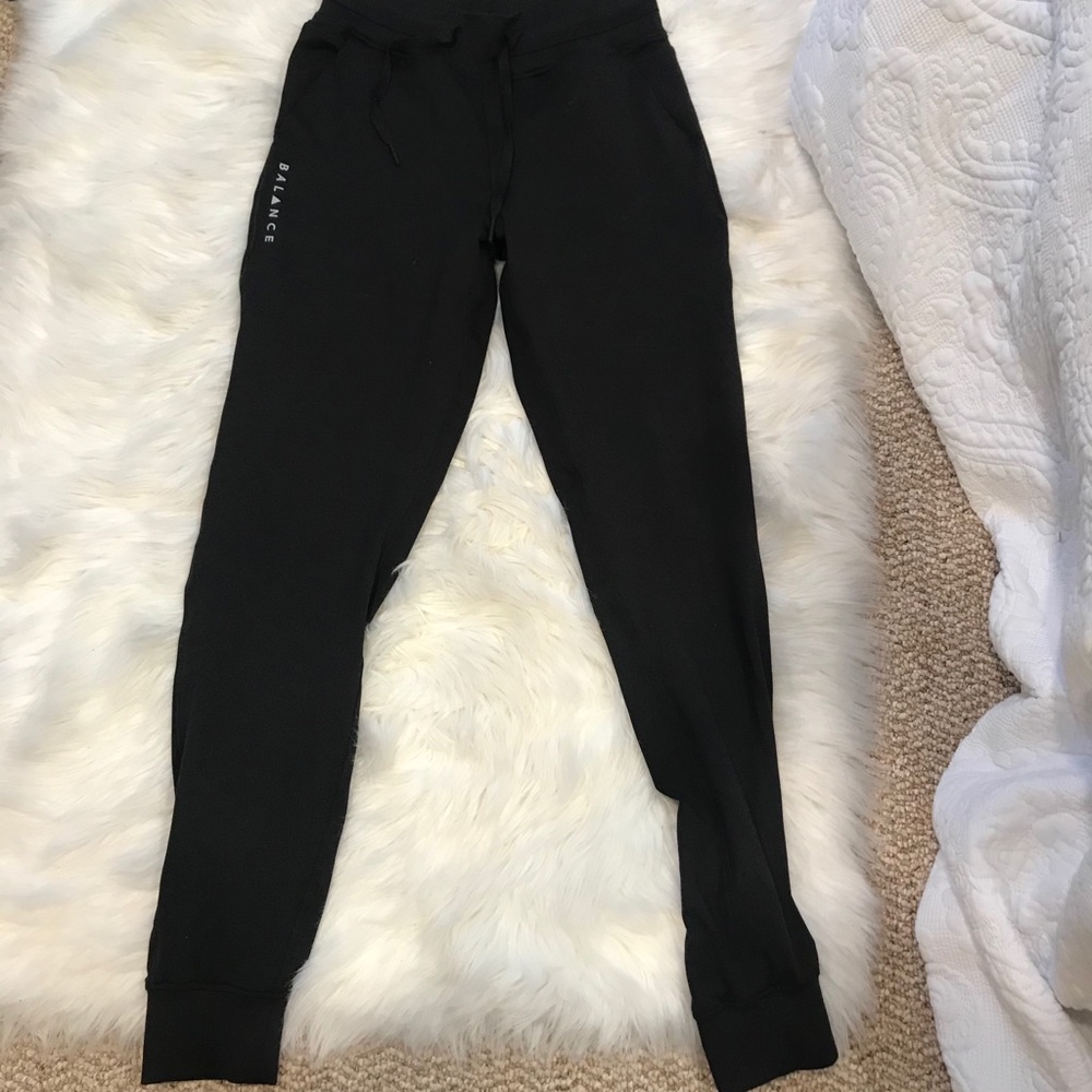 Balance Athletica select joggers in black size S